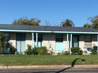 917 S Church St #A, Rockport, TX 78382