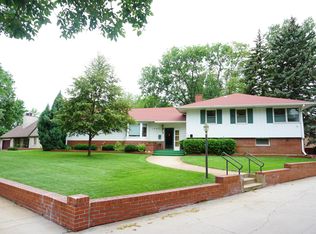 1407 Ohio Ave SW, Huron, SD 57350