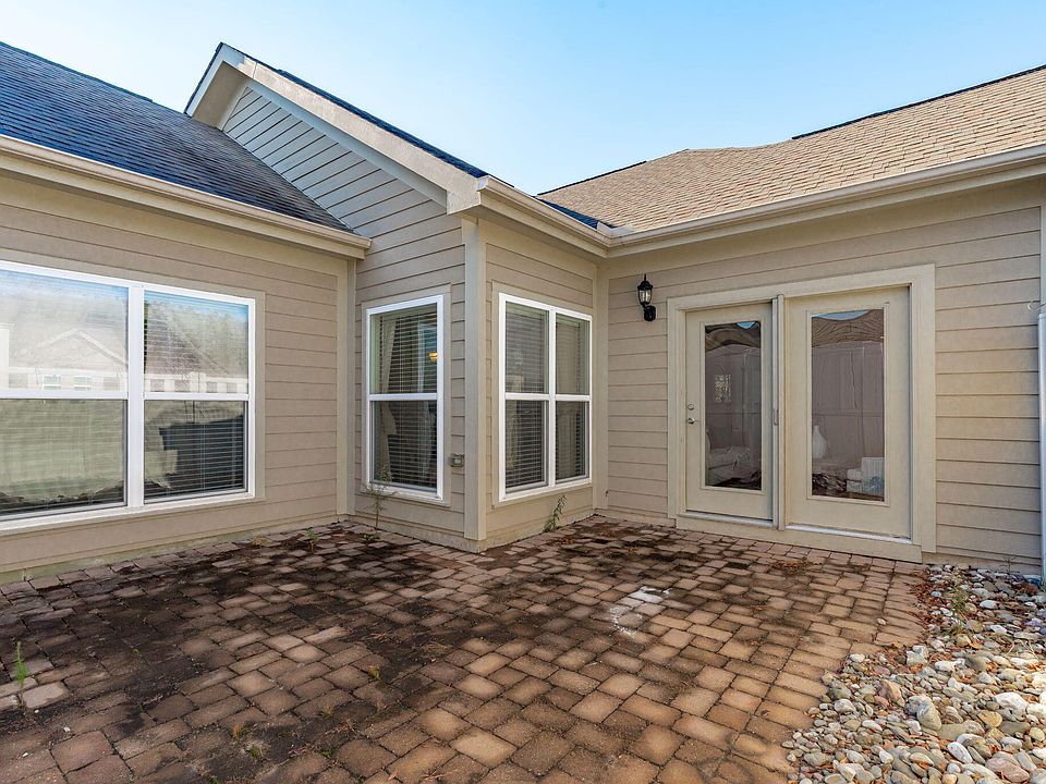 2nd image of 5224 Niagra Dr