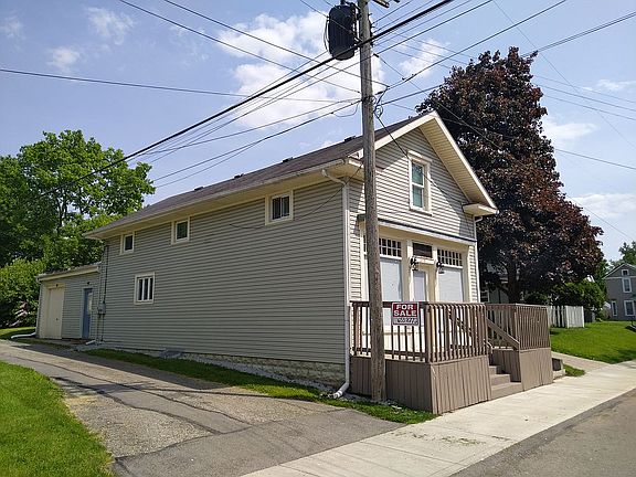 3rd image of 315 Sycamore St