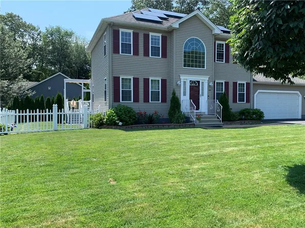 50 Paliotta Pkwy, Cranston, RI 02921