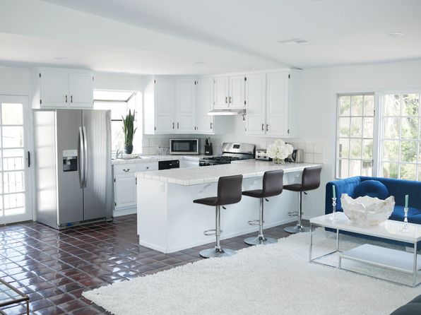 (undisclosed Address)