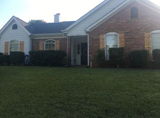 5525 Carronbridge Ln, Charlotte, NC 28216
