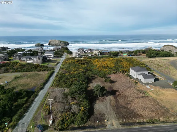 54650 Beach Loop Rd, Bandon, OR 97411