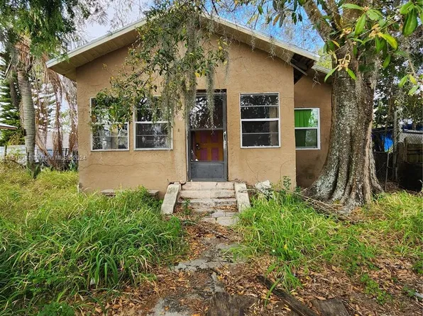 822 Lemon Ave, Sebring, FL 33870