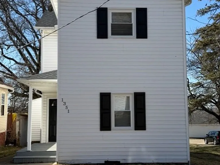 1351 Parrish Ave — Photo 1