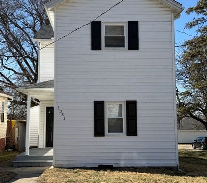 1st image of 1351 Parrish Ave