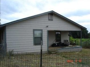 635 Lower Elgin Rd, Elgin, TX 78621