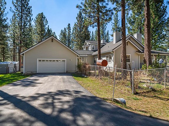 5th image of 970 Manzanita St