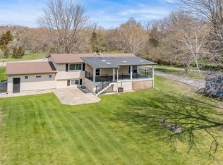W869 Summit Ct, Green Lake, WI 54941