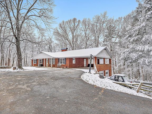 4th image of 5633 Ferguson Dr SE