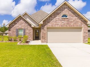 28289 Loiret Ct, Ponchatoula, LA 70454