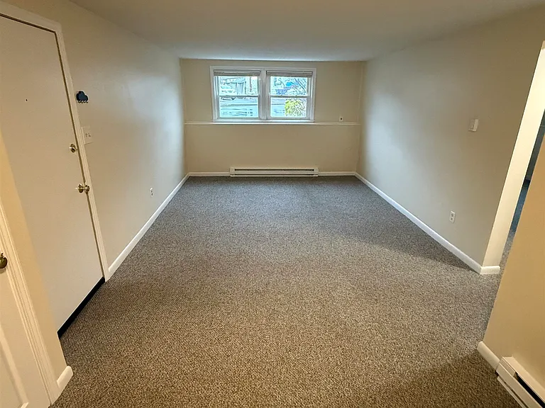 2 Grand Ave — Photo 3