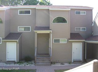 3357 Windermere Dr, Bushkill, PA 18324