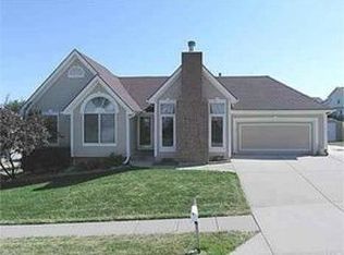 10301 NW 87th St, Kansas City, MO 64153