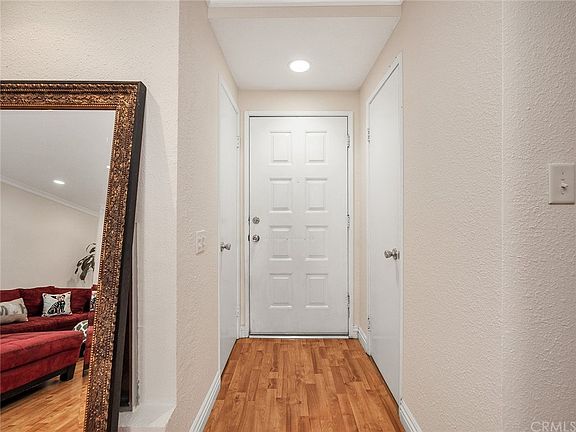 4th image of 7869 Ventura Canyon Ave Unit 202