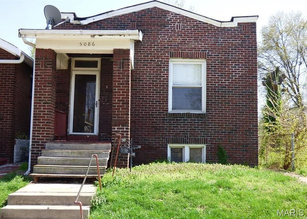 5086 Arlington Ave photo 1
