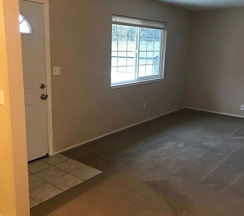 2nd image of 237 Daniels Dr #239A