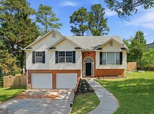 201 Hickory Ln, Cartersville, GA 30120