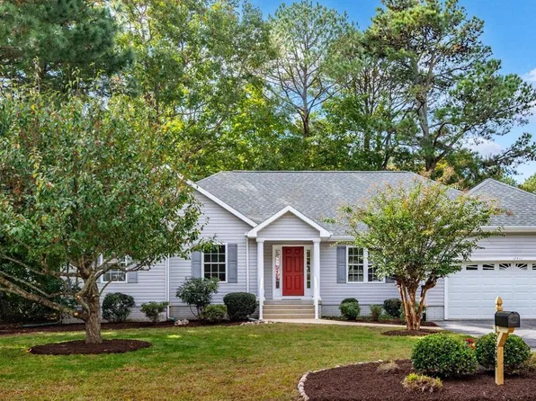 12548 Deer Point Cir, Berlin, MD 21811
