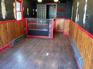 72 N Main St #1, Jewett City, CT 06351