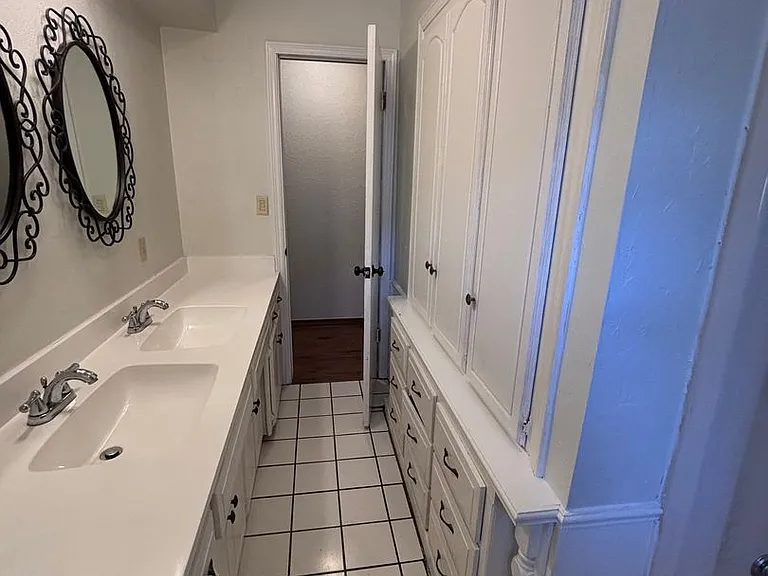 802 Amity Ln — Photo 28