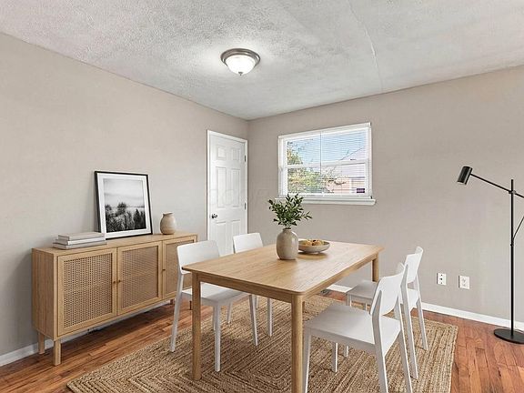 4th image of 2019 Jane Ave