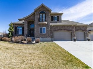 238 N Swift Creek Dr, Layton, UT 84041