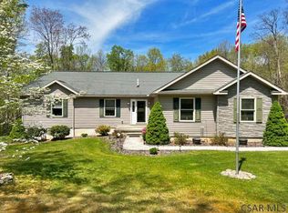 128 Timber Ln, Jennerstown, PA 15547