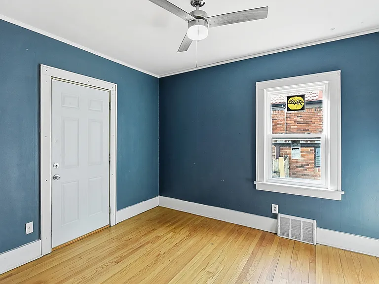 4709 Shirley St — Photo 11