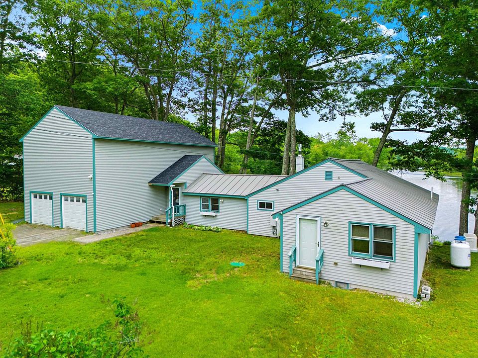 1st image of 411 Bay Road