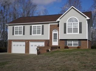 3092 Teakwood Pl, Conover, NC 28613