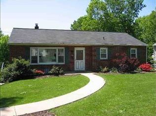 1772 Linwood Ave, Lancaster, PA 17603
