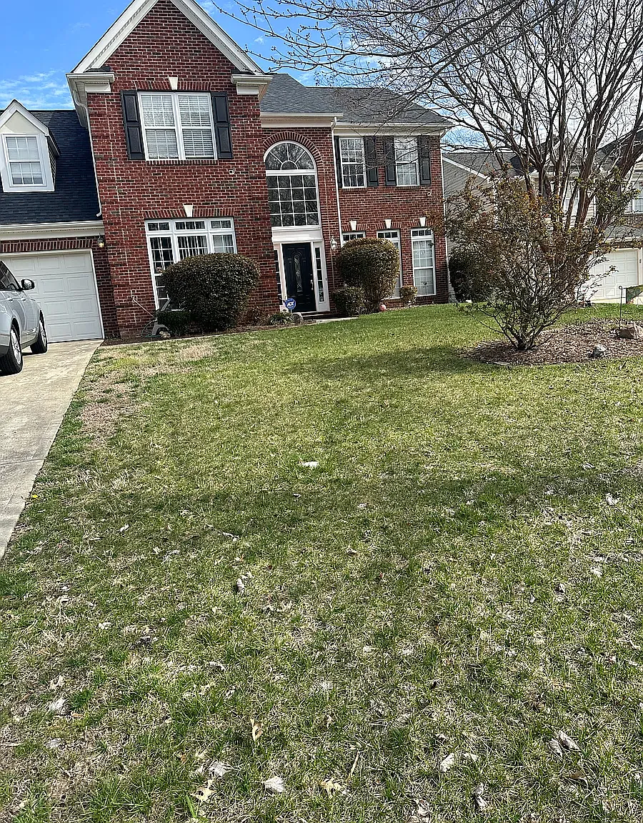 4 bed, 3370 sqft, $2,700 — Photo 1