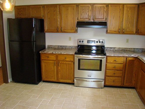 5th image of 165 Cove Hills Dr