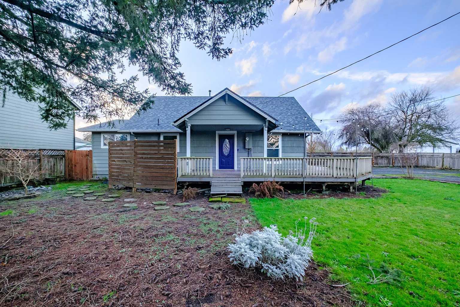 2460 Marion St SE photo 1
