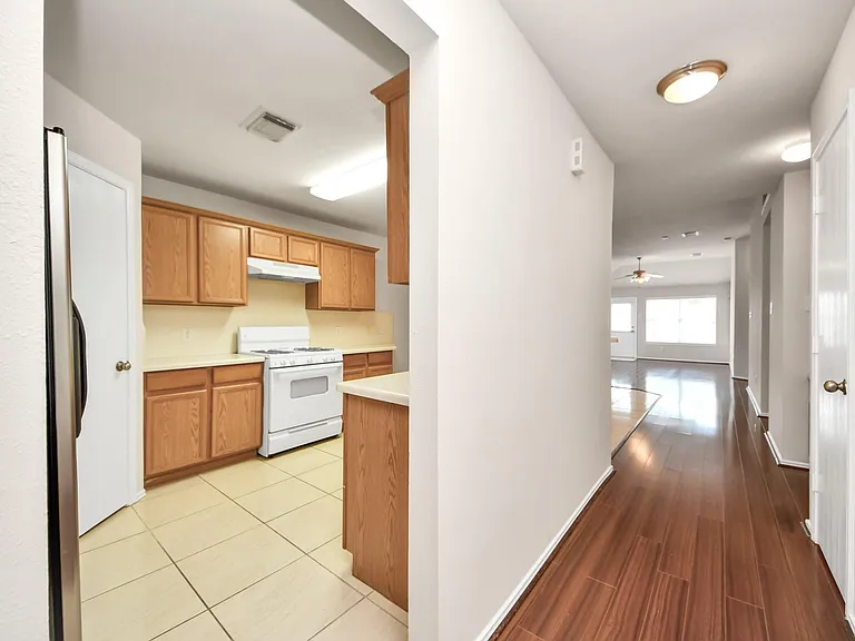 12426 Magnolia Cyn — Photo 15