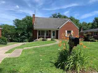 215 Ridgeway Dr, Richmond, KY 40475