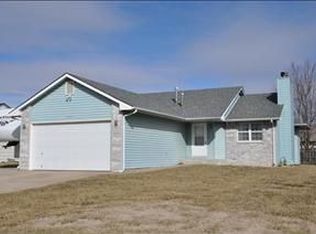 402 W Lockwood St, Wichita, KS 67217