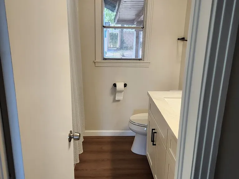 1433 Sequoia Ave — Photo 16
