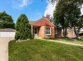 454 S Elizabeth St, Lombard, IL 60148