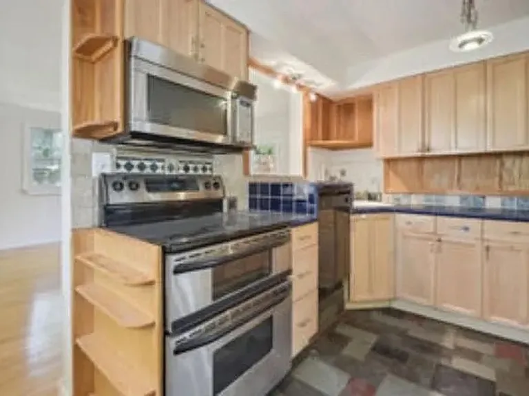 8413 Spencer Ct — Photo 8