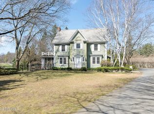 11 Loudon Hts N, Albany, NY 12211