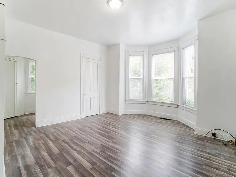 1768 Williams Ave — Photo 34