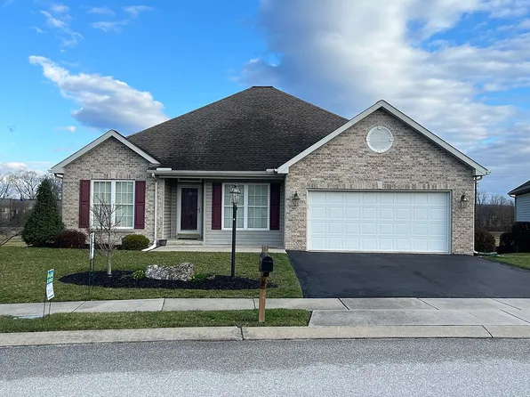 82 Northview Dr, Mechanicsburg, PA 17050