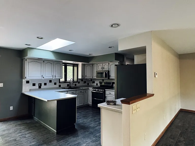 815 Eskil Ave — Photo 2