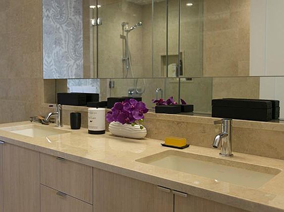 5th image of 160 W 62nd St APT 44F