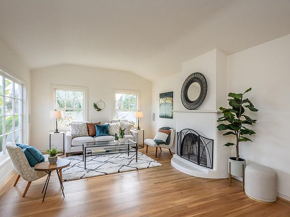4th image of 2322 Hacienda St