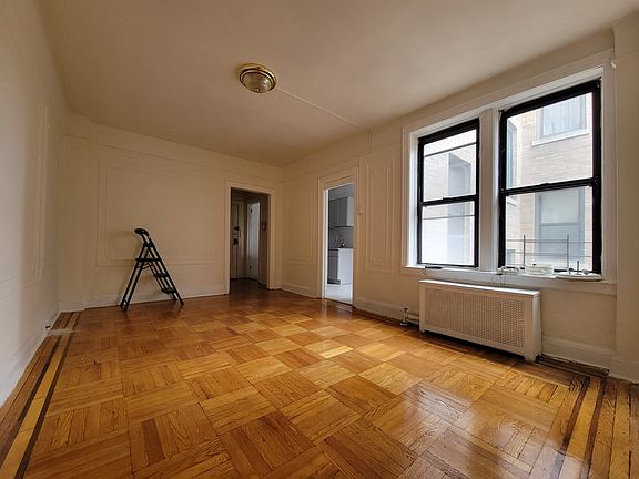 3rd image of 44-15 43rd Ave #H4