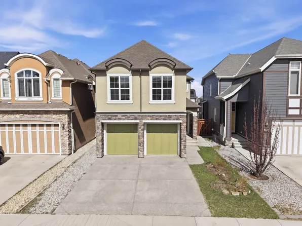 40 W Masters Cmn SE, Calgary, AB T3M 2B4